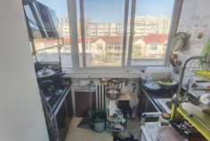 金属器件厂住宅小区2室2厅1卫二手房