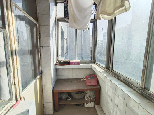 建材小区3室2厅1卫第8张缩略图