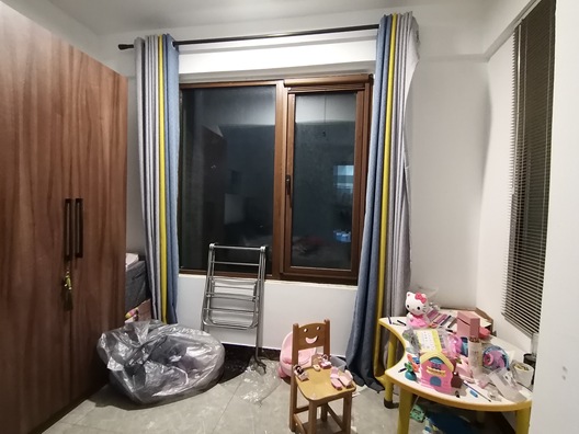 鸿坤理想尔湾3室2厅2卫第13张缩略图