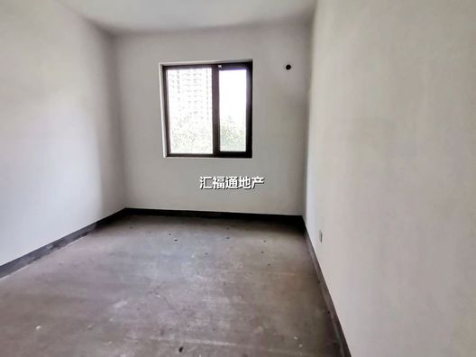 高铁新干线3室1厅2卫第5张缩略图