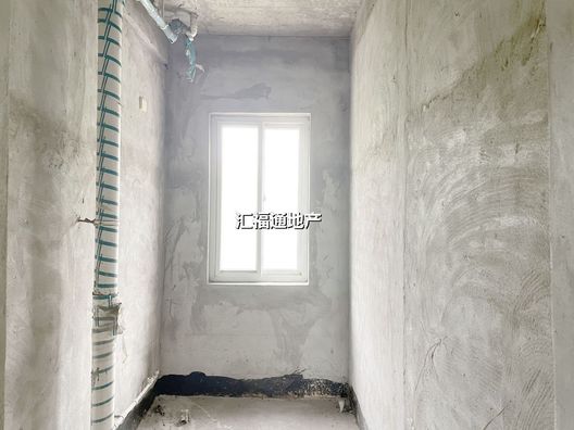 名流丽苑4室2厅3卫第6张缩略图