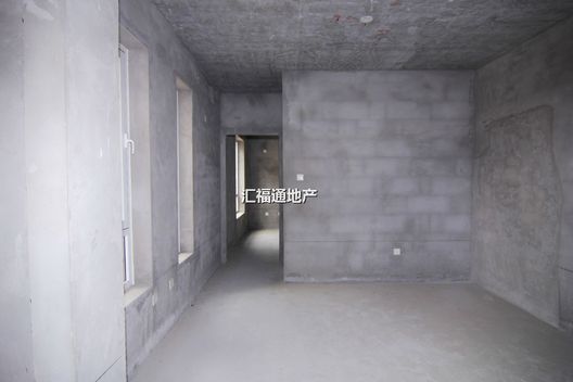 涿州城西区西京都高尔夫别墅4室3厅房源信息第4张图片
