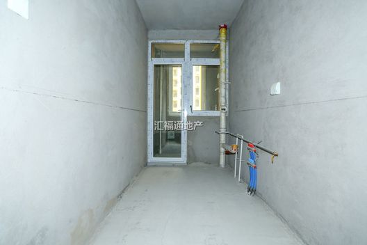 翡翠滨江2室2厅1卫第4张缩略图