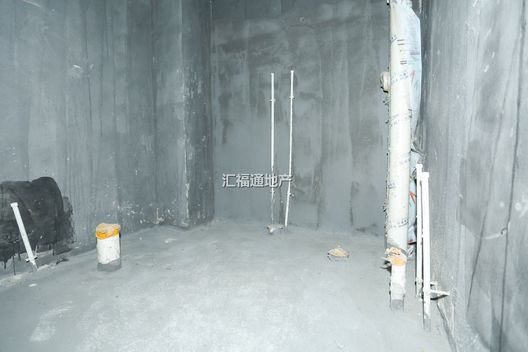 翡翠滨江2室2厅1卫第5张缩略图