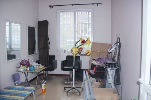 东兴南街商铺底商0室0厅0卫第2张缩略图