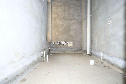 涿州开发区东京都高尔夫别墅4室2厅房源信息第1张图片