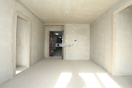 翡翠滨江3室2厅1卫第2张缩略图