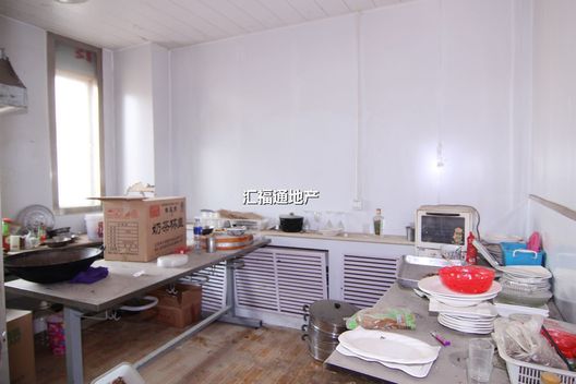 东兴南街商铺底商4室3厅3卫第7张缩略图
