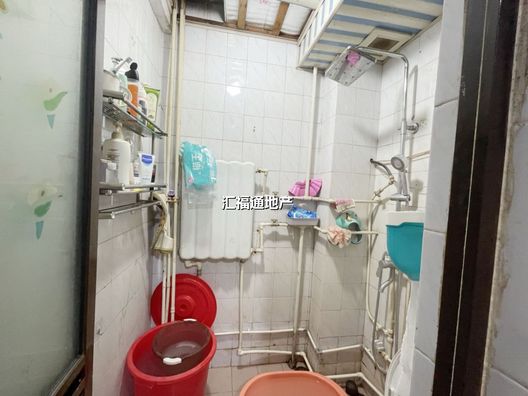 商业局家属院4室2厅2卫第9张缩略图