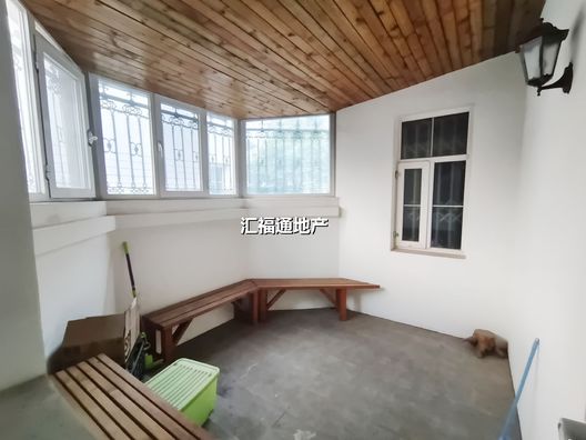 琉璃湖别墅4室3厅3卫第4张缩略图