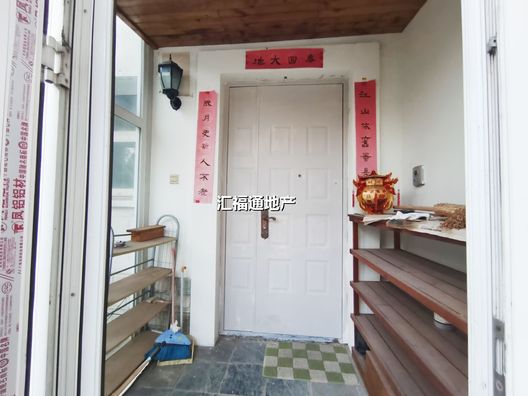 琉璃湖别墅4室3厅3卫第8张缩略图