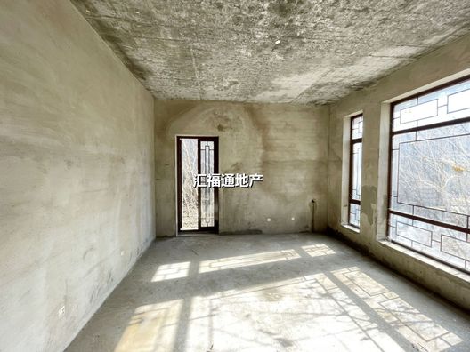 西京都高尔夫别墅4室2厅3卫全景看房