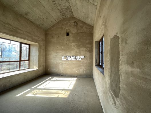 西京都高尔夫别墅4室2厅3卫第12张缩略图