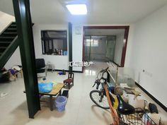 方泽小区3室3厅2卫出租房