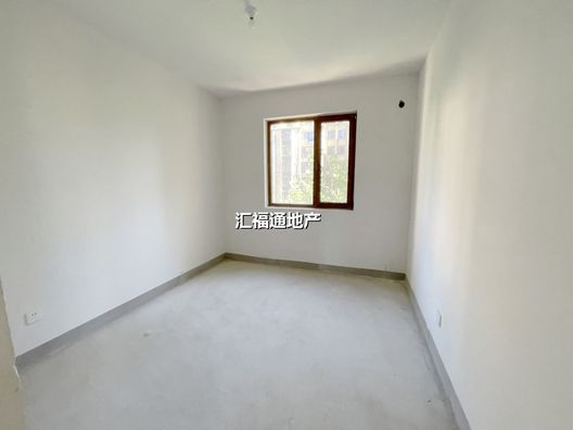 高铁新干线3室2厅2卫第5张缩略图