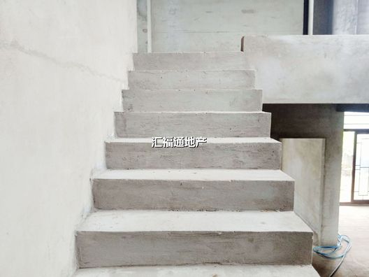 涿州城西区西京都高尔夫别墅4室3厅房源信息第14张图片