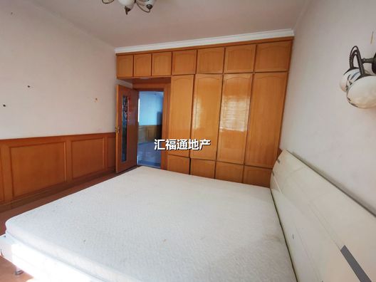 卫生局小区3室2厅2卫第8张缩略图