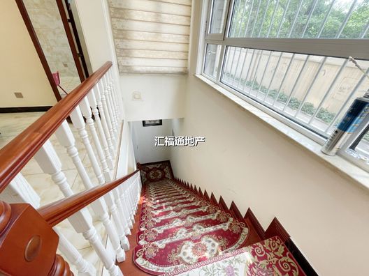 新加坡花园4室4厅2卫第7张缩略图