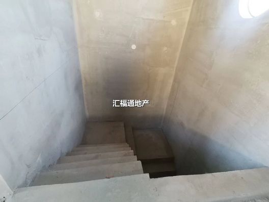 涿州城西区西京都高尔夫别墅4室3厅房源信息第5张图片