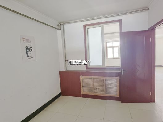 京东商贸城3室2厅1卫第8张缩略图