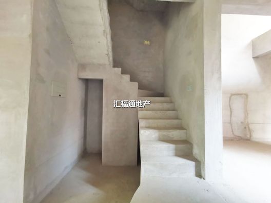 涿州城西区西京都高尔夫别墅4室3厅房源信息第7张图片