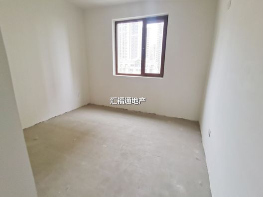 高铁新干线3室2厅2卫第4张缩略图