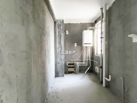 鸿盛凯旋门3室2厅2卫第6张缩略图