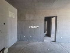 翡翠滨江3室2厅1卫二手房