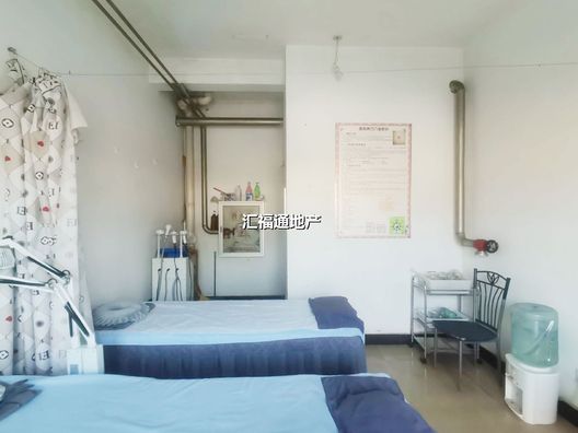东兴南街商铺底商1室1厅1卫视频