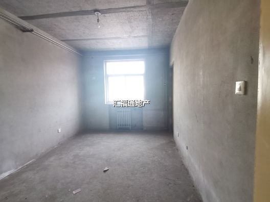 华阳建行小区4室2厅2卫第5张缩略图