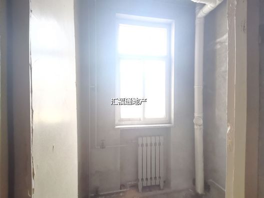 华阳建行小区4室2厅2卫第8张缩略图