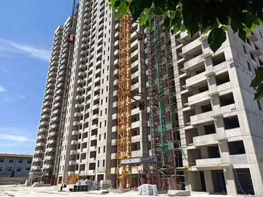 华泰郡景施工楼体远景
