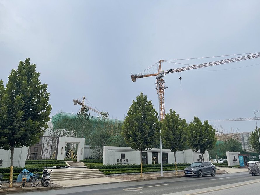 观棠上境施工现场多塔吊施工中