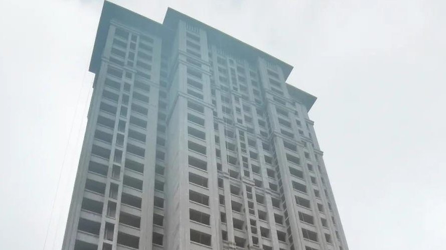 上河天著9月施工进度(14#楼外装外网景观施工)
