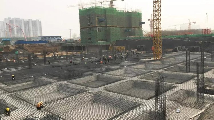 天伦湾2018年4月工程进度(S4-4#主楼及车库底板绑筋完成准备浇筑)