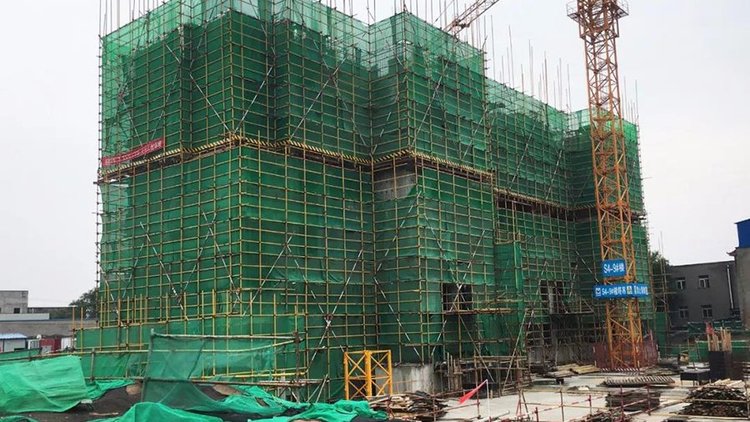 天伦湾2018年6月工程进度(S4-9#楼7层墙柱支模板)