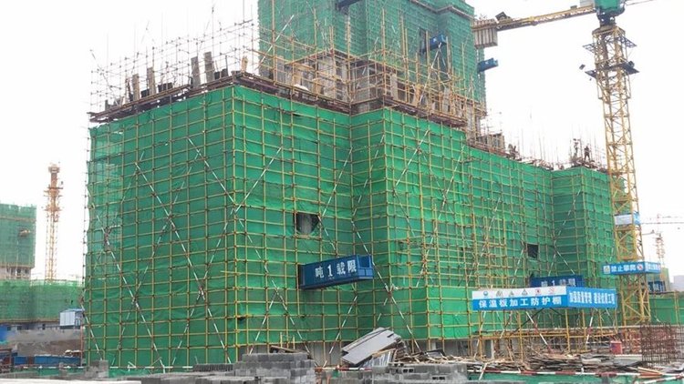 天伦湾2018年6月工程进度(S4-4#楼5层墙柱绑筋)