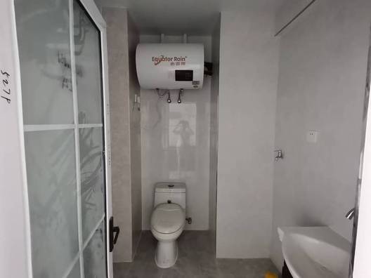 名流美域1室1厅1卫第4张缩略图