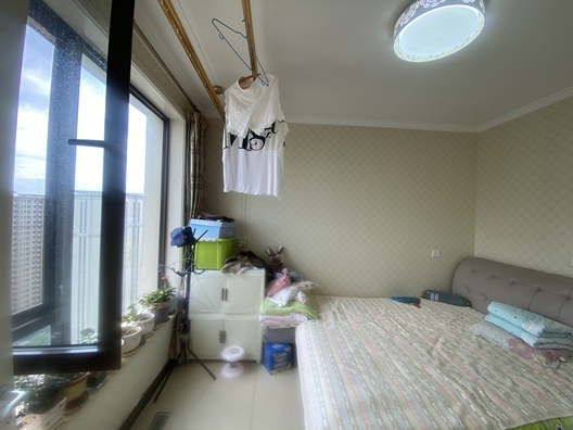 鸿坤理想湾3室2厅1卫第3张缩略图