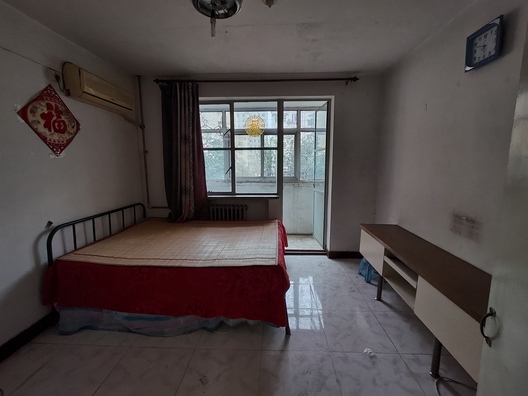 建厂局三队家属院（佳和小区）1室1厅1卫第2张缩略图