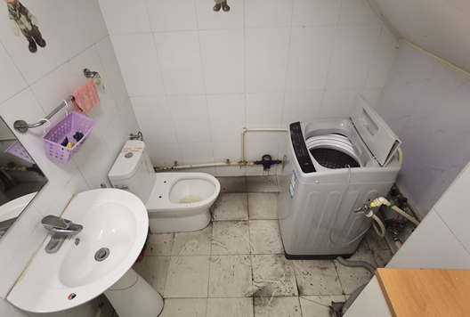 金街公寓1室1厅2卫第8张缩略图