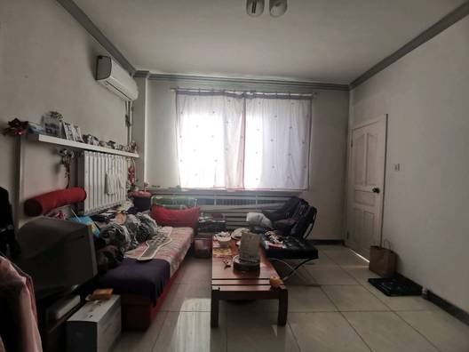 兴泰花园4室2厅2卫全景看房