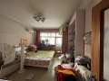 温馨小区3室2厅127m²80万