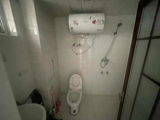 富景华庭1室1厅1卫第4张缩略图