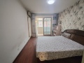 槐林新村4室2厅145m²90万