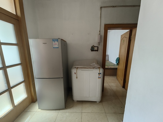 铁道部建厂局家属楼（机械总队家属院）1室1厅1卫第6张缩略图