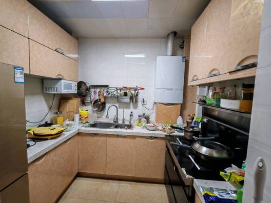 香港豪庭3室2厅1卫第6张缩略图