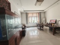 长天小区4室2厅277.95m²235万