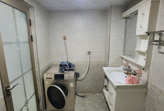 联合一号院3室2厅1卫第9张缩略图