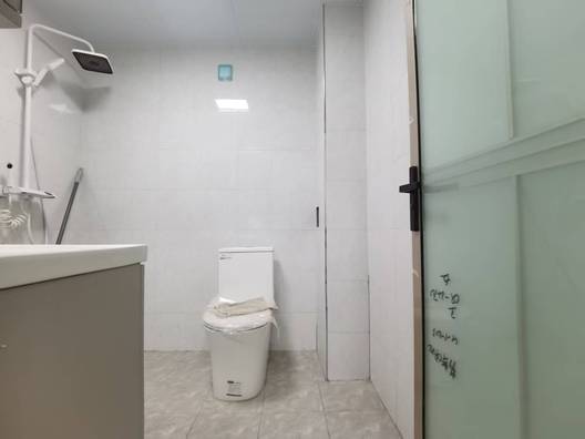 翡翠滨江2室2厅1卫第6张缩略图